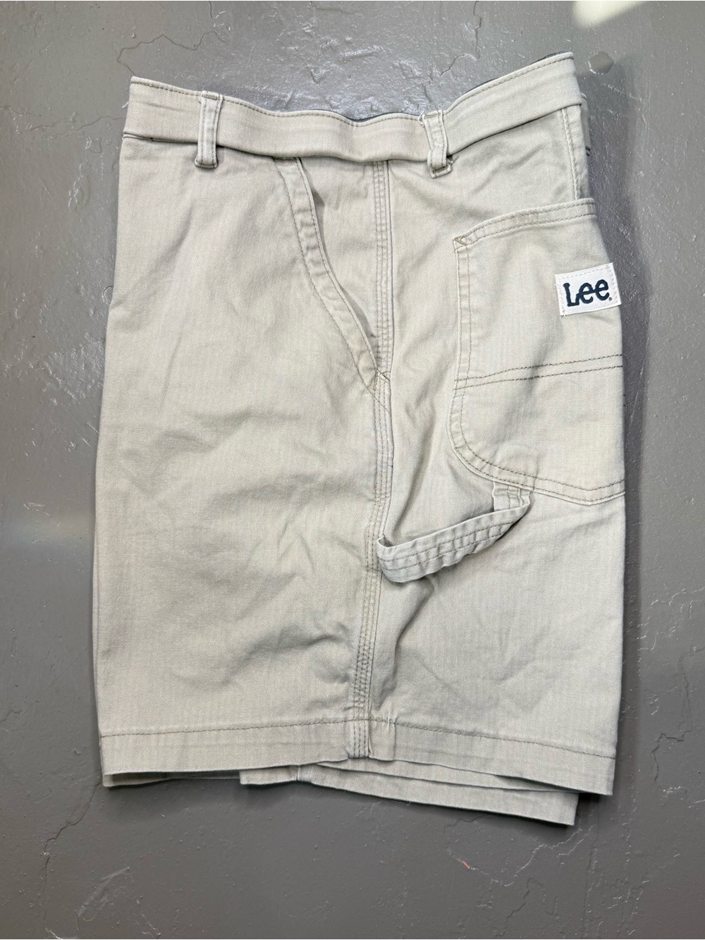 Lee Relaxed Fit High Rise Bermuda Shorts w/ Utility Loop - Women’s 16 Medium